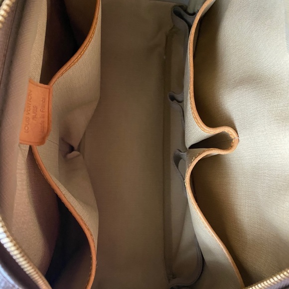 Louis Vuitton Vintage Monogram Deauville Bag - Picture 8 of 15